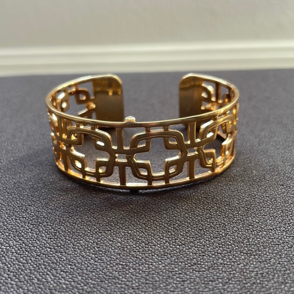 Brighton cuff.